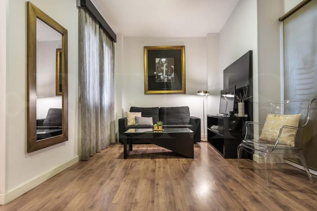 Quiet Apartment In The Heart Of Malaga By Rems Kültér fotó